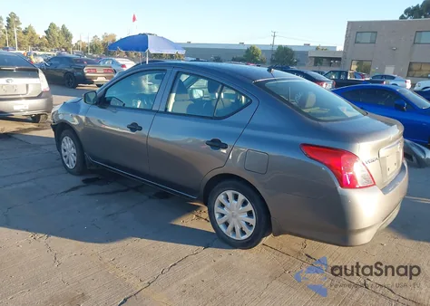 2019 Nissan Versa 1.6 S z USA, uszkodzony, nr VIN 3N1CN7AP9KL841293